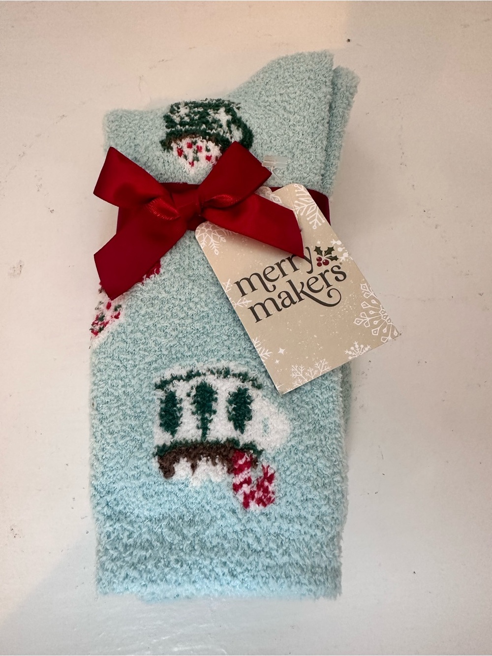 New Merry Makers Holiday Velour Socks Fits Shoe Size 5 9 Christmas Multi Color